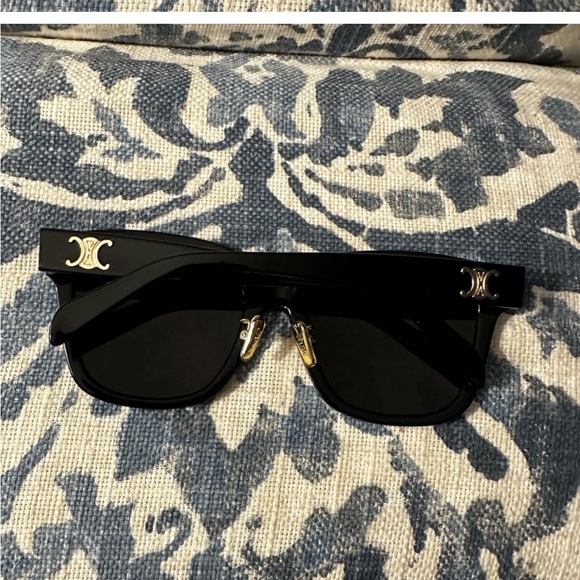 Celine Triomphe 09 sunglasses in Acetate - Picture 6 of 7